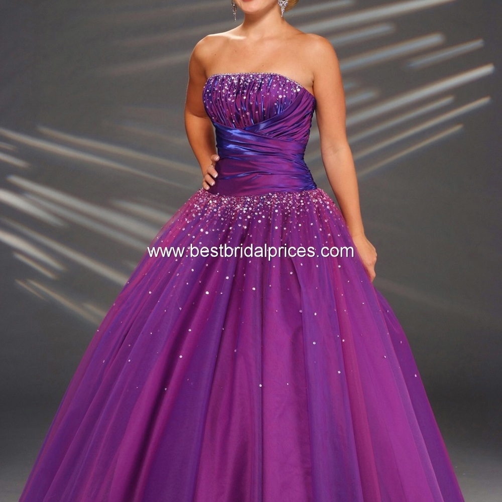 Joli Prom dress. Like new condition.